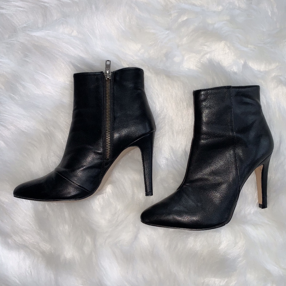 Women's Black Pointed Toe Heels